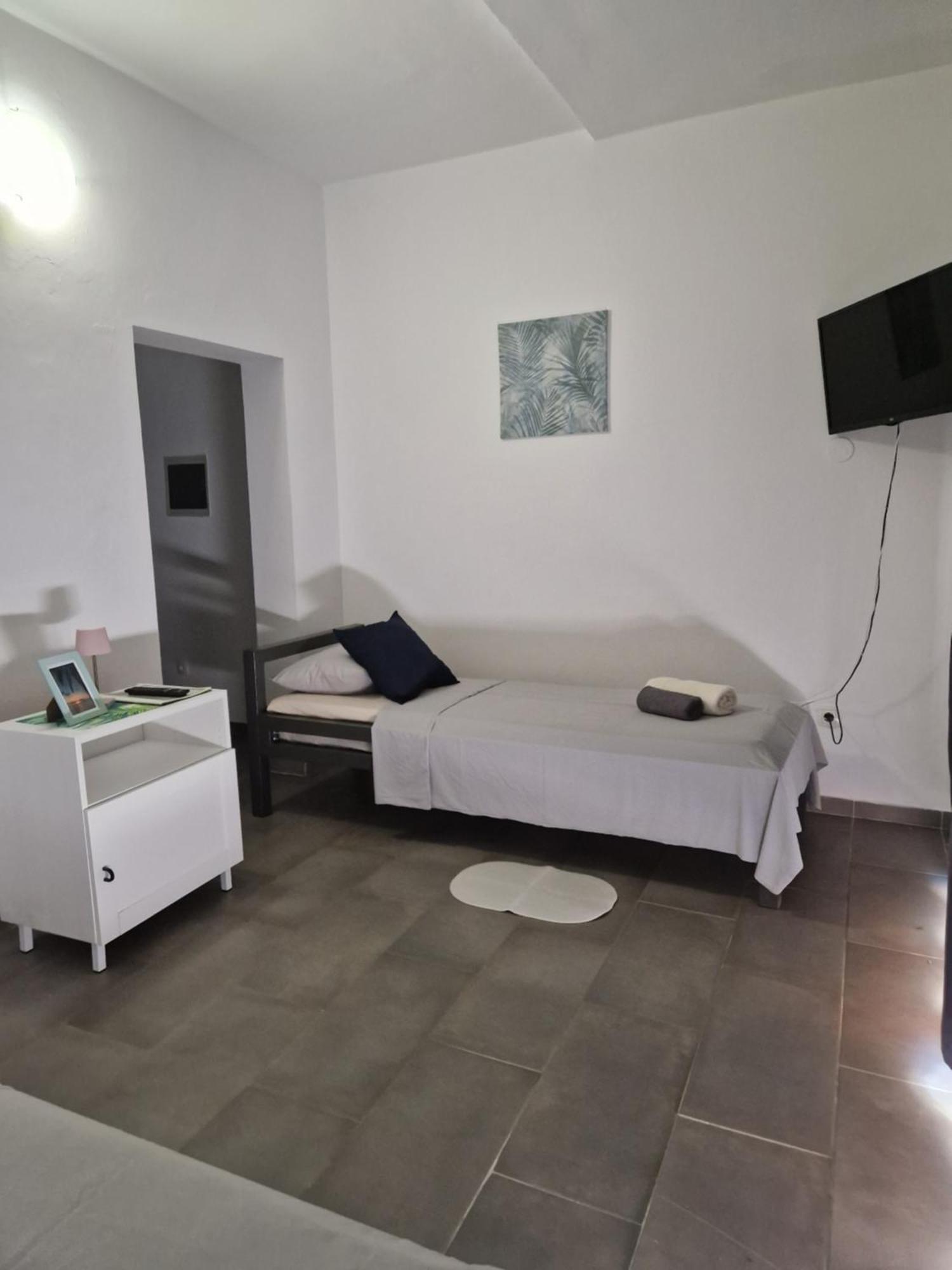 Aurelia Apartments, Vir Exterior foto