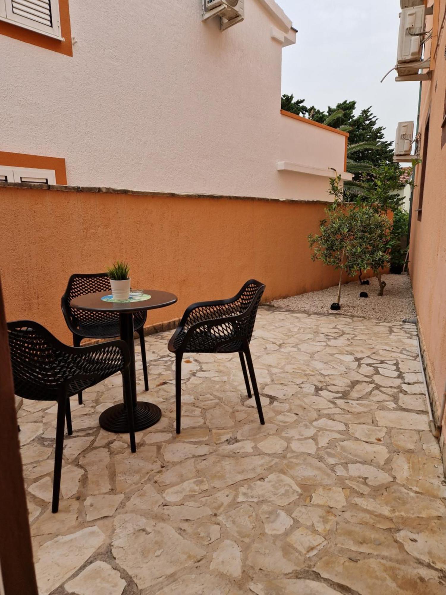Aurelia Apartments, Vir Exterior foto