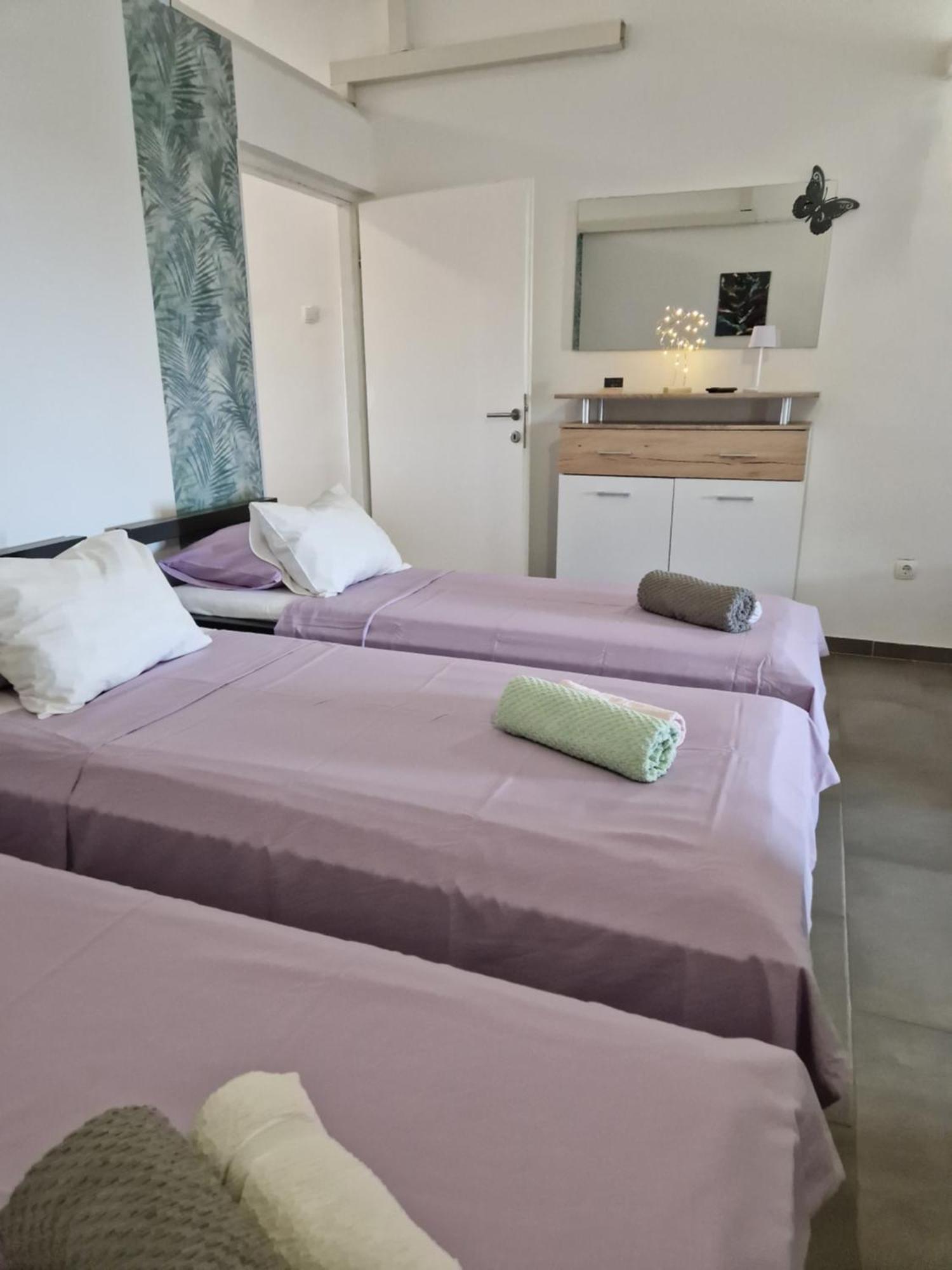 Aurelia Apartments, Vir Exterior foto
