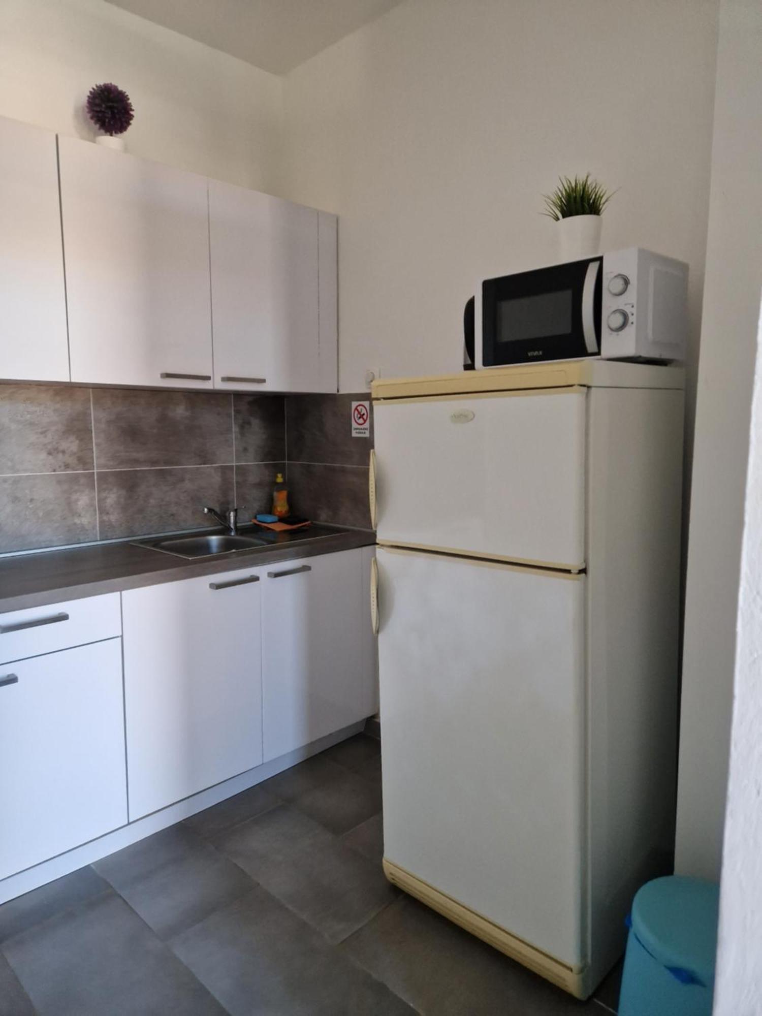 Aurelia Apartments, Vir Exterior foto